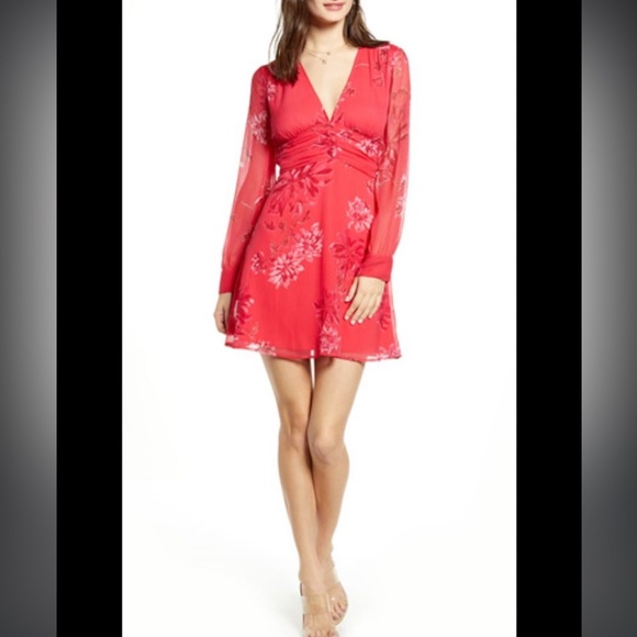 Leith Dresses & Skirts - 🔴 4/$15 LEITH red floral print chiffon plunge ls lined mini dress size L in EUC